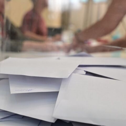 Ευρωεκλογές 2024: Τι ισχύει για την ειδική άδεια με αποδοχές - Στην ΕτΚ η υπουργική απόφαση - Μιχαηλίδου: Διευκολύνουμε την άσκηση των εκλογικών δικαιωμάτων.