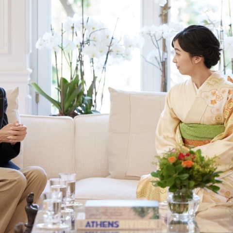 Το δώρο της Μαρέβας Γκραμπόφσκι - Μητσοτάκη στην πριγκίπισσα Κάκο της Ιαπωνίας 