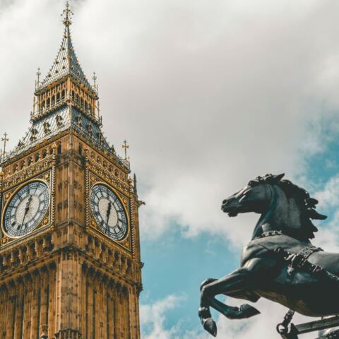 Σαν σήμερα 31 Μαΐου το 1859, αρχίζει να λειτουργεί το περίφημο ρολόι Big Ben, σύμβολο του Λονδίνου