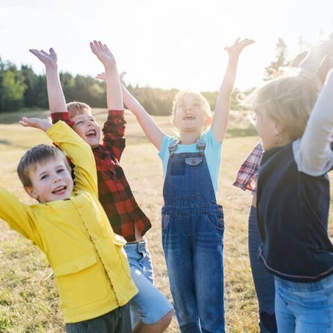 Παιδικές κατασκηνώσεις ΔΥΠΑ: Αναρτήθηκαν τα προσωρινά αποτελέσματα του προγράμματος - Η διαδικασία υποβολής ενστάσεων - Τι πρέπει να γνωρίζουν οι δικαιούχοι.