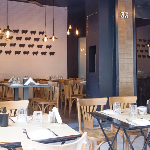 Το Μαύρο Πρόβατο