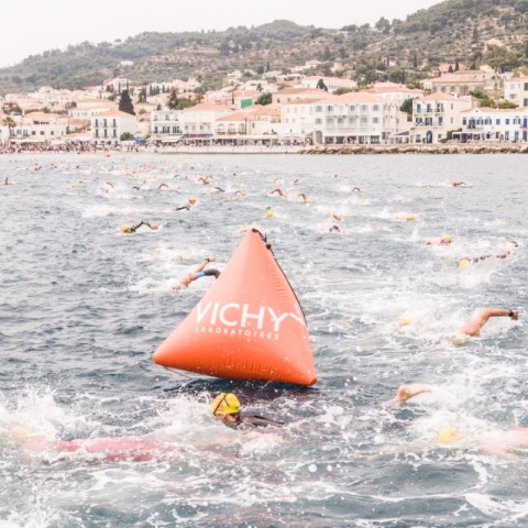 Vichy: Στο πλευρό των αθλητών του Spetsathlon