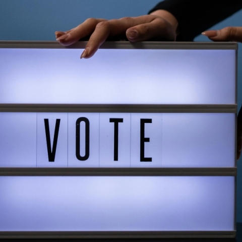 Εσείς τι θα ψηφίσετε;