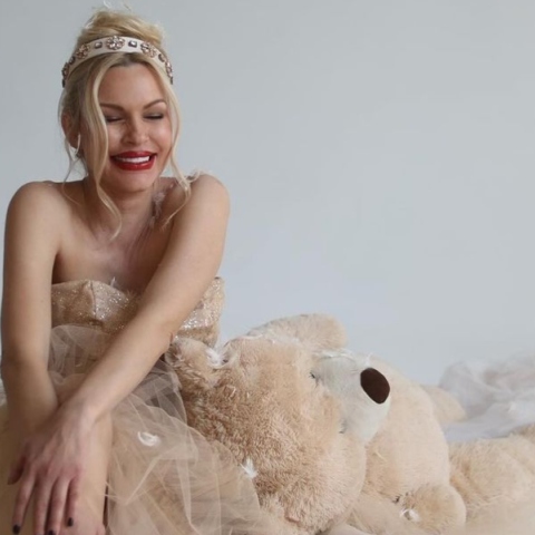 Γέννησε η Βίκυ Κάβουρα 