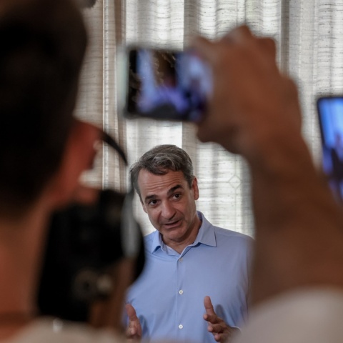 Ο πρωθυπουργός Κυριάκος Μητσοτάκης περιοδεύει στο Ηράκλειο της Κρήτης
