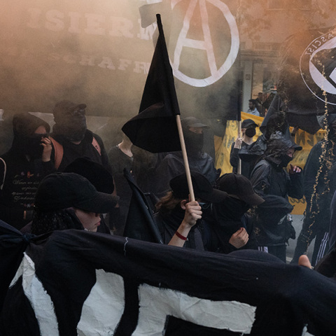 Πορεία διαδηλωτών του ακροδεξιού φάσματος στη Φρανκφούρτη