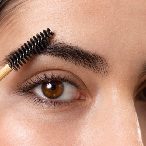 Φρύδια: 4 καλοκαιρινές τάσεις