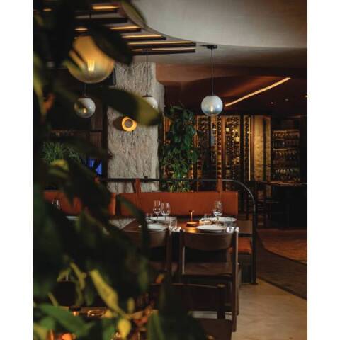 OX: Η ελληνική παράδοση στην ταβέρνα του σήµερα