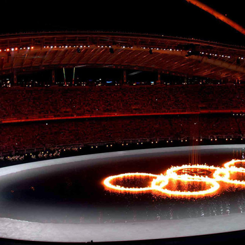 Η εικοσάχρονη ολυμπιακή επέτειος: Η πολιτική διάσταση