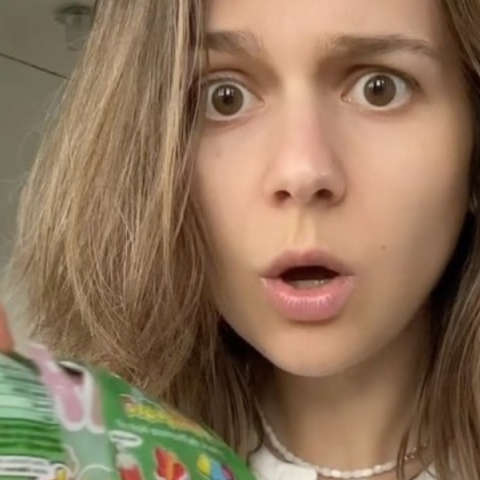 Ανοίγαμε λάθος τις σακούλες των σνακς 