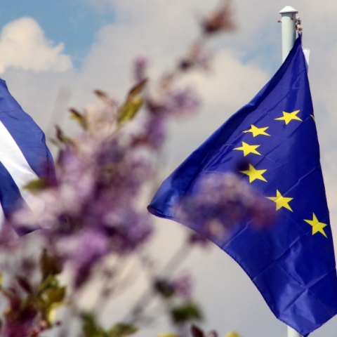 Νοσταλγώντας την Αμοργό, ψηφίζοντας για την Ευρώπη