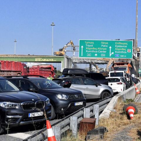 Ισθμός: Όλες οι κυκλοφοριακές ρυθμίσεις της ΕΛΑΣ