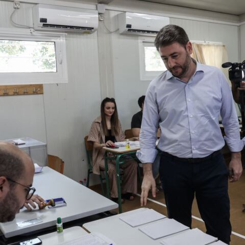 Νίκος Ανδρουλάκης: Ψήφισε στο Ηράκλειο ο πρόεδρος του ΠΑΣΟΚ