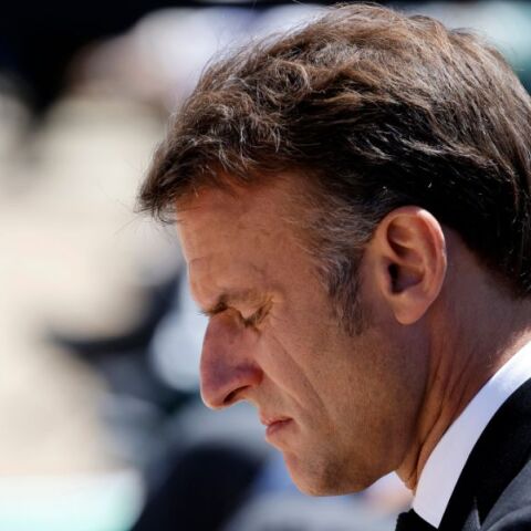 Ευρωεκλογές 2024 - Γαλλία: Στην απόφαση του Γάλλου προέδρου Εμανουέλ Μακρόν να προκηρύξει βουλευτικές εκλογές αναφέρεται το σύνολο του γαλλικού Τύπου.