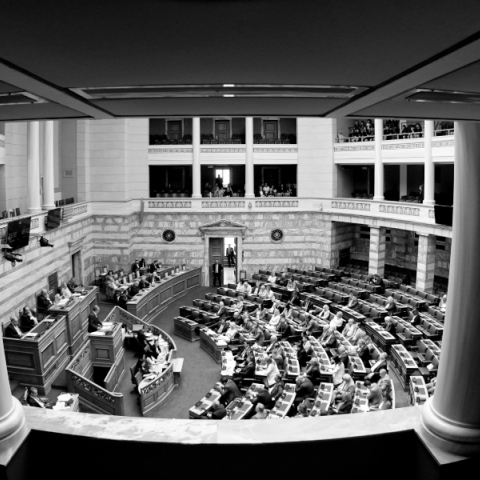 H μπούρδα της ανάγκης για «δεξιά στροφή»