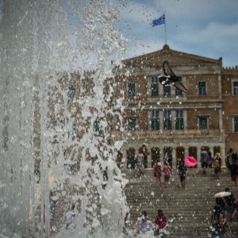 Έκτακτο δελτίο ΕΜΥ: Πού θα δείξει το θερμόμετρο 43 βαθμούς