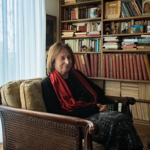 Μαρίνα Καραγάτση: Πέθανε σε ηλικία 88 ετών η κόρη του συγγραφέα Μ. Καραγάτση και της ζωγράφου Νίκης Καραγάτση - Μητέρα του ηθοποιού Δημήτρη Τάρλοου.