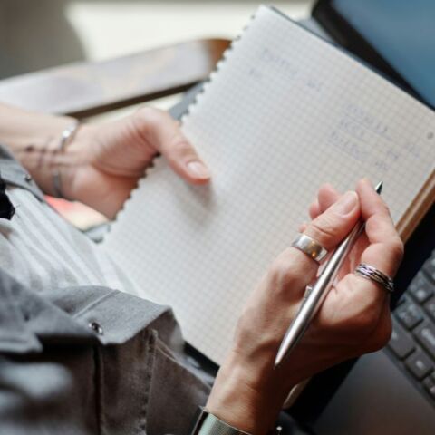 ΔΥΠΑ: Από σήμερα 17 Ιουνίου οι αιτήσεις για τις 50 Επαγγελματικές Σχολές (ΕΠΑΣ) Μαθητείας - Αμειβόμενη και ασφαλισμένη μαθητεία σε 37 ειδικότητες αιχμής.