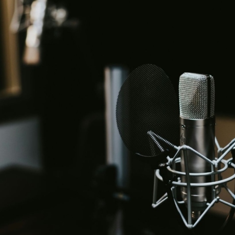 Tα 10 καλύτερα podcast παγκοσμίως (Ιούνιος 2024)