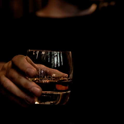 Ινδία: Στους 36 οι νεκροί από κατανάλωση νοθευμένου αλκοόλ