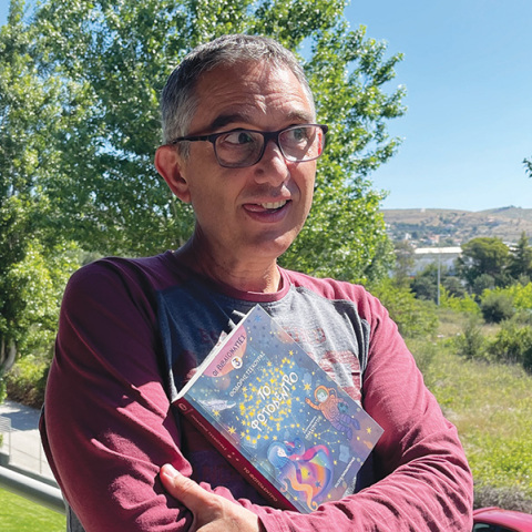 Ταξίδι στο διάστημα με τον Θοδωρή Τσεκούρα