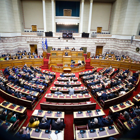 Περιμένοντας το rebranding