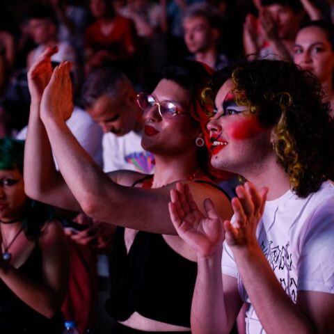 Θεσσαλονίκη: Άνοιξε η αυλαία του EuroPride 2024 - Θα διαρκέσει μέχρι τις 29 Ιουνίου και θα κορυφωθεί με την παρέλαση υπερηφάνιας.