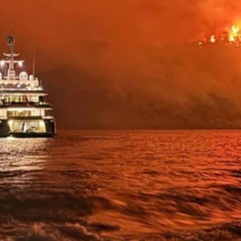 Οι αντικοινωνικοί και τα πυροτεχνήματα τους