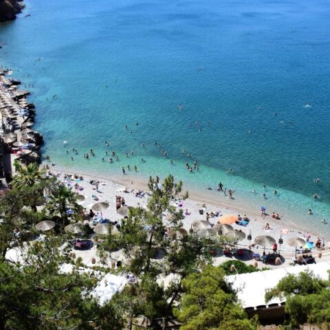 Ο καιρός σήμερα, Δευτέρα του Αγίου Πνεύματος 24 Ιουνίου - Παραμένει σε υψηλά επίπεδα η θερμοκρασία - Αναλυτική πρόγνωση από το meteo και την ΕΜΥ.