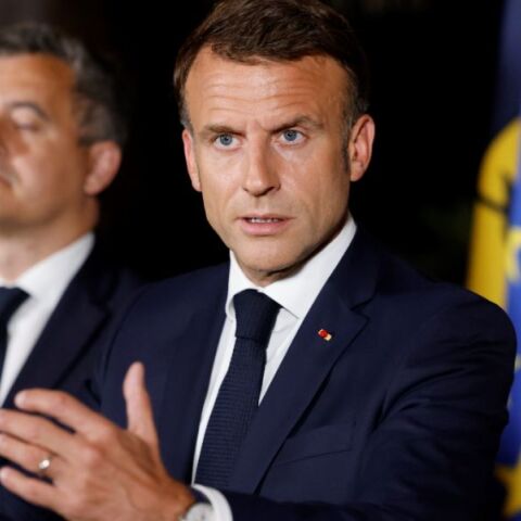 Γαλλία - βουλευτικές εκλογές: Απόψε η πρώτη τηλεμαχία μεταξύ των τριών πολιτικών συνασπισμών - Ο πρόεδρος Μακρόν προειδοποιεί για κίνδυνο «εμφύλιου πολέμου».