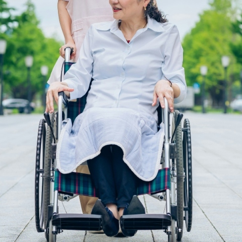 Δήμος Αθηναίων: Παρεμβάσεις για προσβασιμότητα ΑμεΑ και εμποδιζόμενων ατόμων