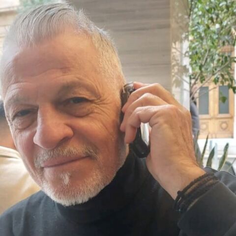 ΠΑΣΟΚ: Υποψήφιος πρόεδρος ο δημοσιογράφος Γιάννης Κανελλάκης - Έβδομη υποψηφιότητα για την ηγεσία του κόμματος - Η ανακοίνωσή του.