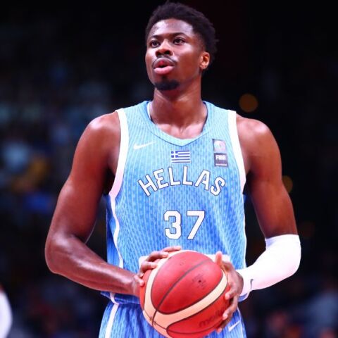 Προολυμπιακό Τουρνουά 2024: Χάνει λόγω τραυματισμού τον αγώνα της Εθνικής μπάσκετ με τη Σλοβενία ο Κώστας Αντετοκούνμπο. 
