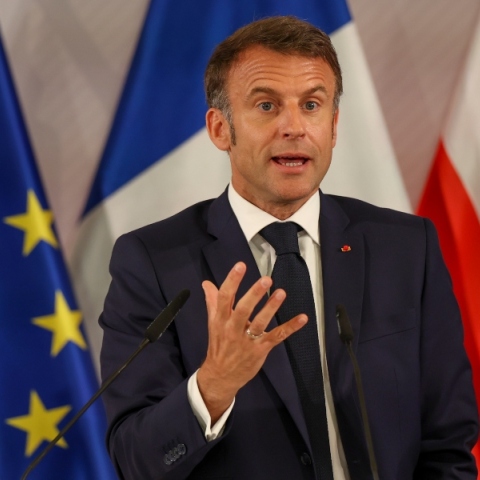  Εμανουέλ Μακρόν: Πώς κατέληξε ένας αποδυναμωμένος ηγέτης 