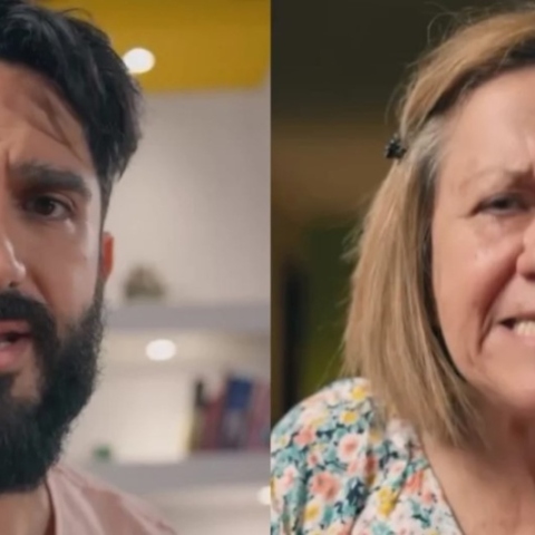 Διονύσης Ατζαράκης: Το απολαυστικό βίντεο με τη μητέρα του