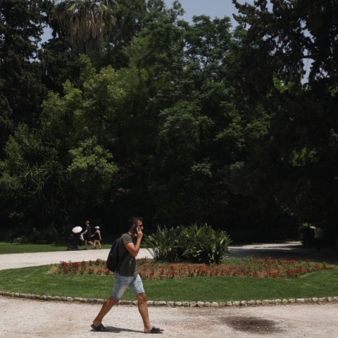 Δήμος Αθηναίων: Αυξημένα μέτρα ασφαλείας λόγω κινδύνου πυρκαγιάς