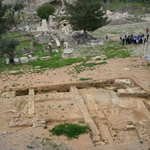 Υπουργείο Πολιτισμού: Αναδιαμόρφωση της εισόδου του αρχαιολογικού χώρου της Ελευσίνας και ανάδειξη του πέρατος της Ιεράς Οδού.