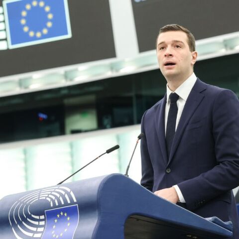 Ευρωκοινοβούλιο: Δημιουργήθηκε η πολιτική ομάδα «Πατριώτες για την Ευρώπη» με 84 μέλη από 12 χώρες - Πρόεδρος ο Μπαρντελά - Η κομματική σύνθεση.