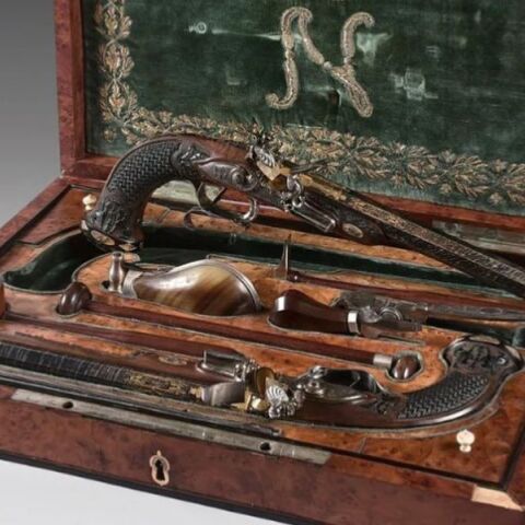 Σε αστρονομικό ποσό πωλήθηκαν δύο όπλα του Ναπολέοντα Βοναπάρτη - Η γαλλική κυβέρνηση τα χαρακτήρισε «εθνικό θησαυρό».