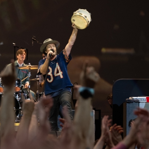 Pearl Jam: Ο Eddie Vedder μίλησε για το πρόβλημα υγείας του γκρουπ