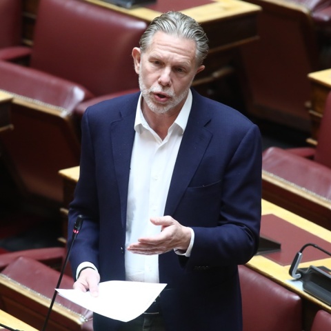 Ο Παύλος Γερουλάνος στα έδρανα της Βουλής