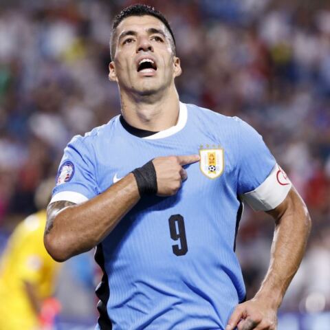 Ο Λουίς Σουάρεζ πανηγυρίζει το γκολ του στον μικρό τελικό του Κόπα Αμέρικα