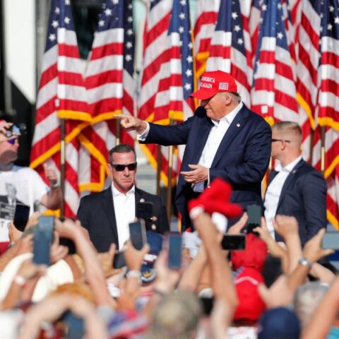 Επίθεση κατά του Ντόναλντ Τραμπ: Ο Τόμας Μάθιου Κρουκς δράστης της απόπειρας δολοφονίας - Οι τελευταίες πληροφορίες για τον 20χρονο.