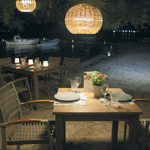 Όστρια: Η απόλυτη εμπειρία γεύσης και φιλοξενίας στην Αίγινα