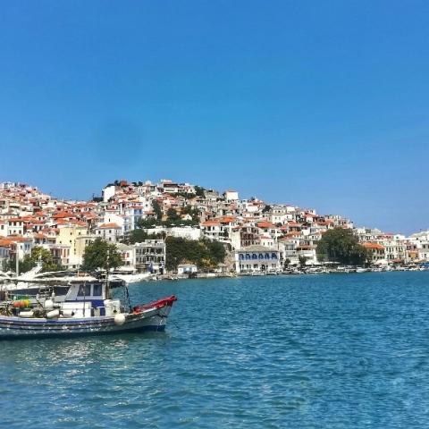 Σκόπελος 2024: Οδηγός για αξιοθέατα, παραλίες, φαγητό, διασκέδαση