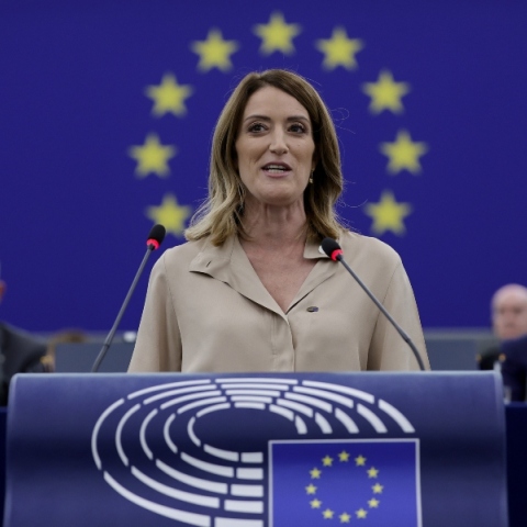 Ρομπέρτα Μέτσολα ξανά πρόεδρος του Ευρωπαϊκού Κοινοβουλίου