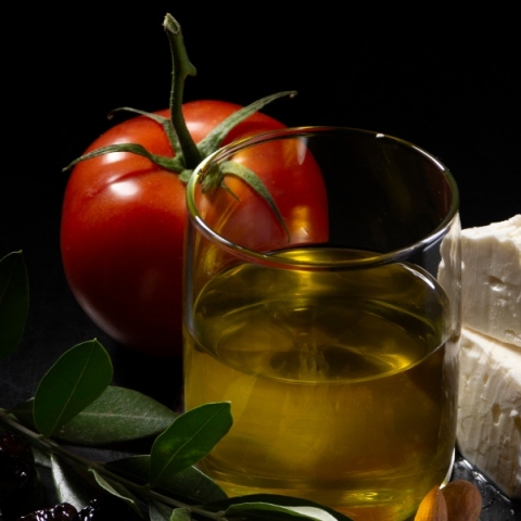 Μίξερ 8: Ο Στέλιος Παρλιάρος γράφει για τα ελληνικά προϊόντα 