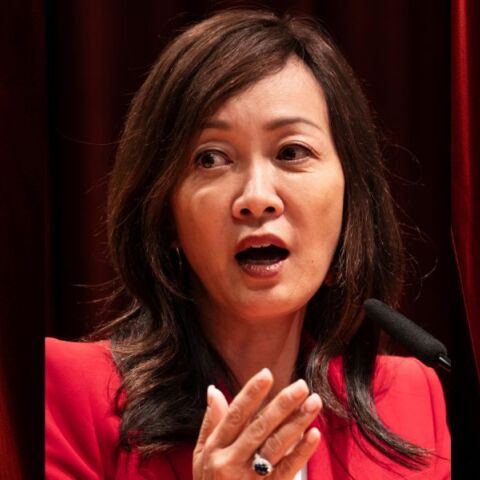 ΗΠΑ: Μια πρώην αναλύτρια της CIA κατηγορείται ότι εργαζόταν για τις υπηρεσίες πληροφοριών της Νότιας Κορέας με αντάλλαγμα πολυτελή δώρα.