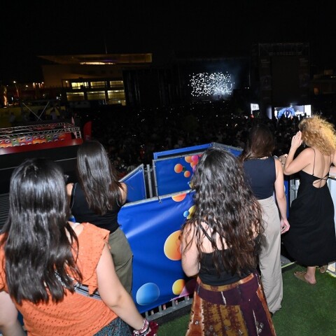 Το VIP μπαλκόνι του opaponline.gr