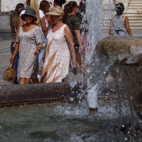 Καύσωνας: Πότε πέφτει η θερμοκρασία 